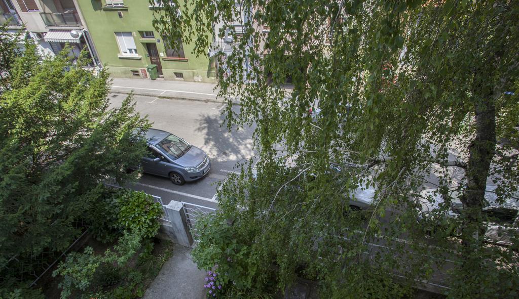 Azure Apartment Zagreb Bagian luar foto