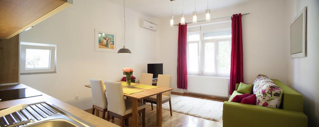 Azure Apartment Zagreb Bagian luar foto