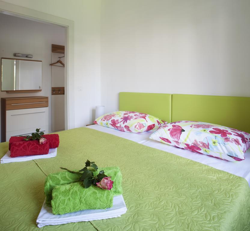 Azure Apartment Zagreb Bagian luar foto